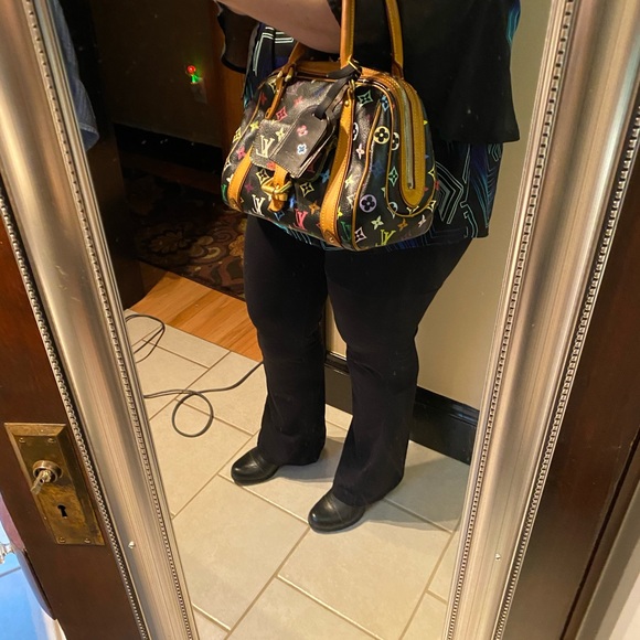 SOLD!!! ♥️❤️ Louis Vuitton Priscilla certified - Picture 9 of 16